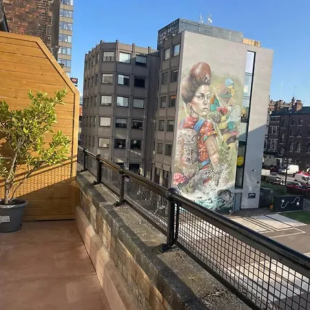 Stylish City-Centre Apartment With Balcony Liverpool Exterior photo